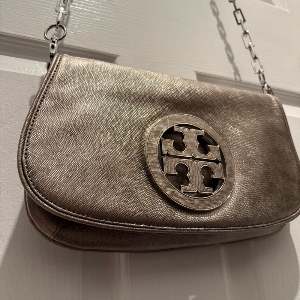Tory Burch Reva Pewter/Silver Crossbody Clutch